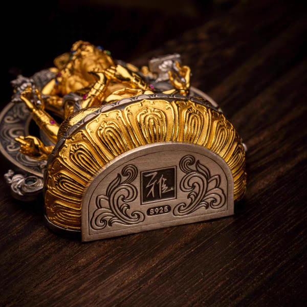 手工藏式十二臂文殊菩薩